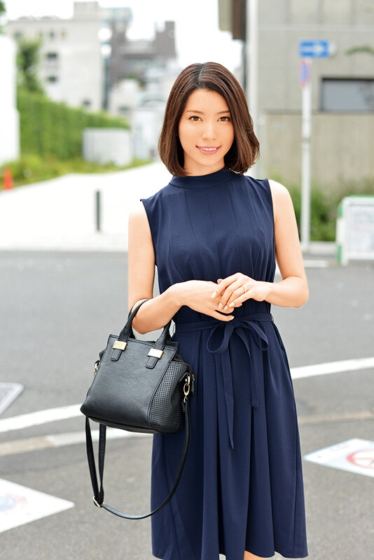 ストップ奥さん!!美形人妻限定ナンパ!!18人4時間 ちょっとだけ!おっぱいだけ!先っぽだけ!中出しだけ!