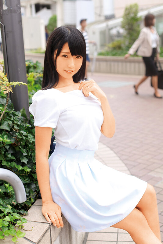 ストップ奥さん!!美形人妻限定ナンパ!!18人4時間 ちょっとだけ!おっぱいだけ!先っぽだけ!中出しだけ!