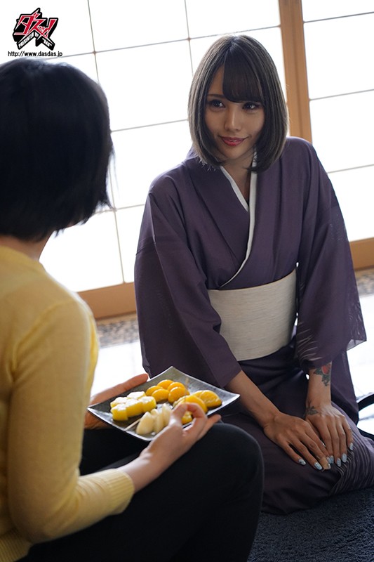 山小屋の女将はまさかまさかの痴女狐！？遭難先で気が狂う程 朝まで中出し精子搾取され続けました 佐藤エル