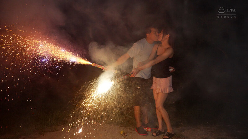 ★配信限定！特典映像付★キャンピングカーでエッチしようよ！12 都月るいさ