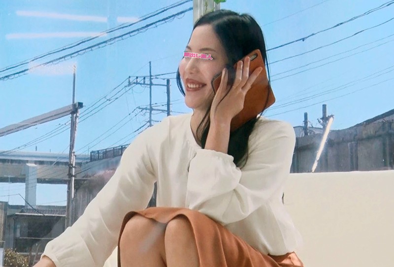 MM号からの脱出 素人娘の友情数珠つなぎ企画 清楚な人妻編 友達を30分以内に電話で呼び出し‘身代わり’にして密室から脱出せよ!制限時間を過ぎたらデカチン即ハメ!イってもやめない激ピストンで友達が来るまで生中出しは終わらない inザ・マジックミラー