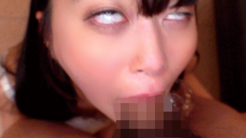 アクメ顔面崩壊!潮吹き過ぎ!輪●されて酷い目にあいたいと願う現役女子大生 中出し専用肉便器ひかる