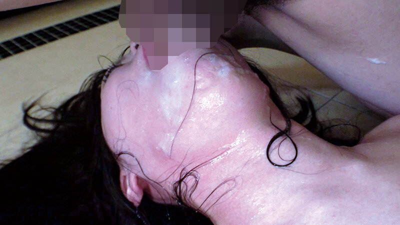 アクメ顔面崩壊!潮吹き過ぎ!輪●されて酷い目にあいたいと願う現役女子大生 中出し専用肉便器ひかる