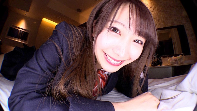 乳首ビンビンデカ尻女子校生は僕達の性欲処理肉便器 尻の真ん中がY字になるくらいパッツパツに張ったアイドル顔の神尻デカパイJ○はおじさんの勃起チ○ポが大好物！コリッコリの勃起乳首を転がされエロ腰止まらまず尻肉揺らしてイキ狂い 弥生みづき