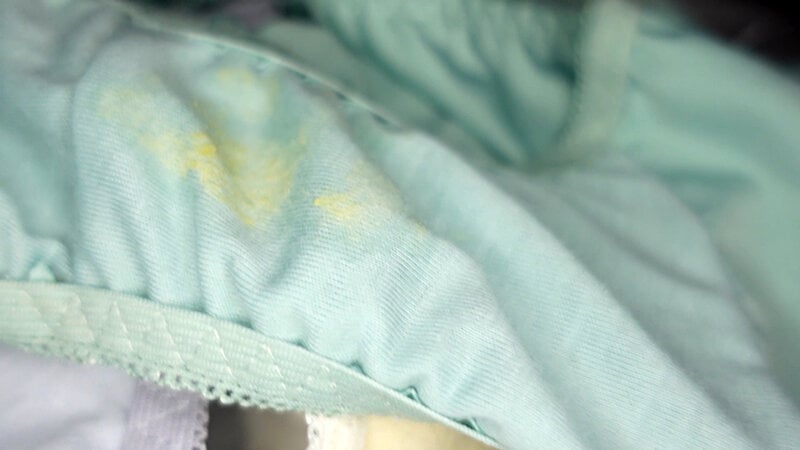 下着買取りサイトで知り合ったなつきちゃんの使用済み下着 永原なつき