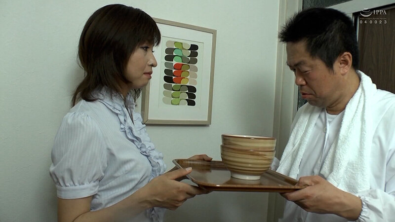 オナニー中を覗かれお蕎麦屋さんに犯●れてしまう奥さん！