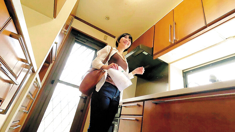 物件内見チカン 密室に2人きり 逃走不可 お部屋探し中の素人女子4名