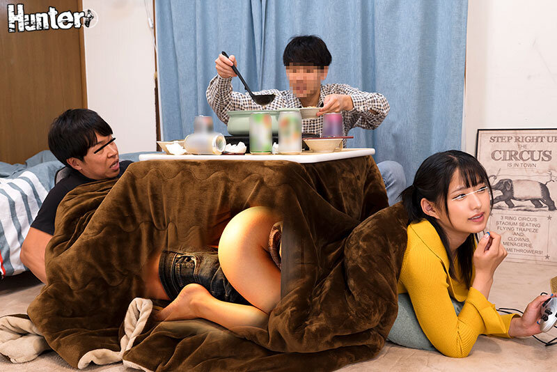 「いつもより濡れちゃった…」こたつ内NTR!親友の前で親友の彼女とこたつの中でバレないようにこっそり濃厚セックス!