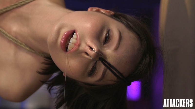 拷問無残 西田カリナ