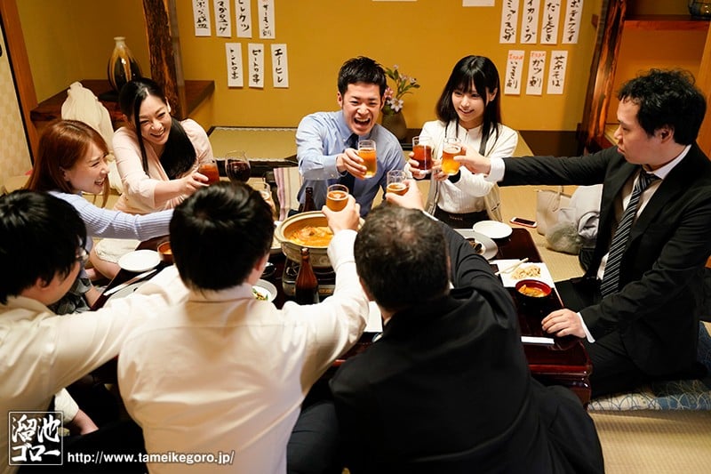 忘年会NTR ~一滴も酒が飲めない妻が上司のお酌を断りきれずに酔わされ中出しされた映像~ 久留木玲