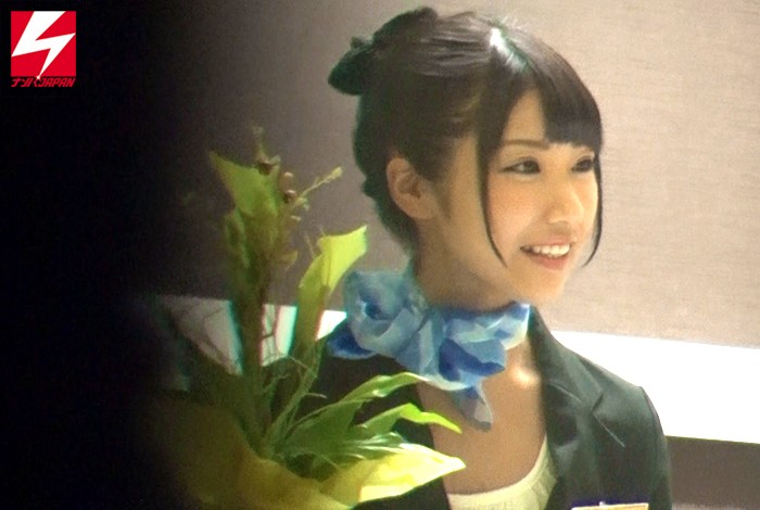 断りきれない優しい彼女を口説いて出演OKに！エッチのときは甘え上手でご奉仕好きな女の子でした。都内にある某シティホテルの可愛すぎるフロント係・新田まりあちゃんAVデビュー 依頼ナンパVol.9