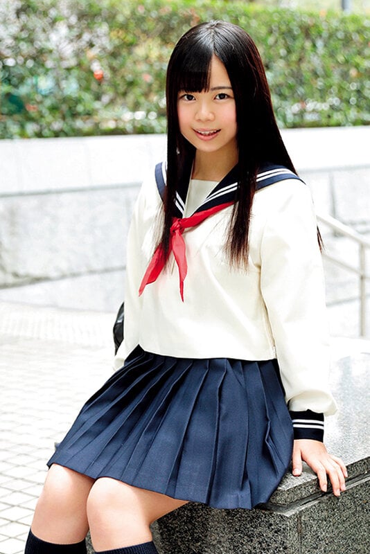 性支配を受け入れる無抵抗な美少女たち File.13