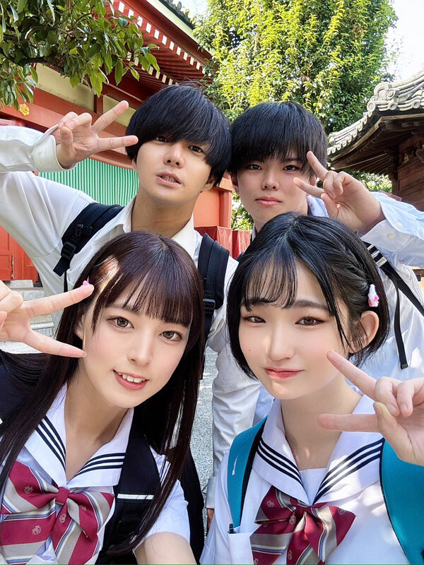 たんぽぽ☆プレゼンツ！ド田舎から東京に修学旅行で来ていたイケてる女子校生とパコパコする物語 ちびとり♂＆らん♀編