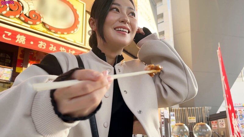 欲求不満な素人妻にデカチンお届けします。~大阪編~ 浪速妻 ナミさん(24歳)