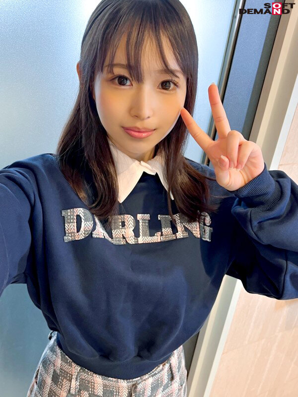 【初撮り】Gカップ美巨乳くびれなファミレス店員 着衣からは想像つかない美ボディの彼女はほろ酔いSEXがお好みでムラムラしてきたら自らボディタッチ 素人系AVを好んで見る電マニスト しずく・20歳【圧倒的4K映像でヌク!】 天川しずく