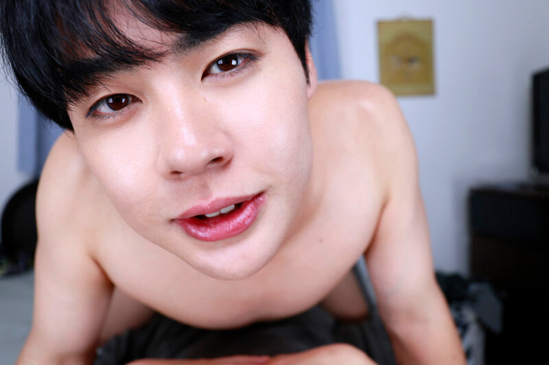 【VR】目が覚めたら隣に好きな人！？ワンナイトの記憶をたどる、衝撃すぎる寝起きおかわりエッチ 林太一