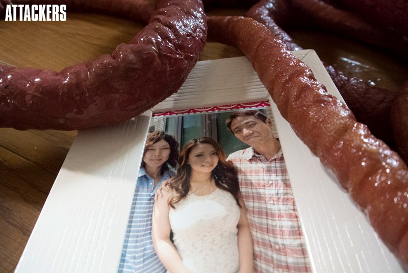 触手に溺れて― 蠢く肉欲、堕ちた人妻 織田真子