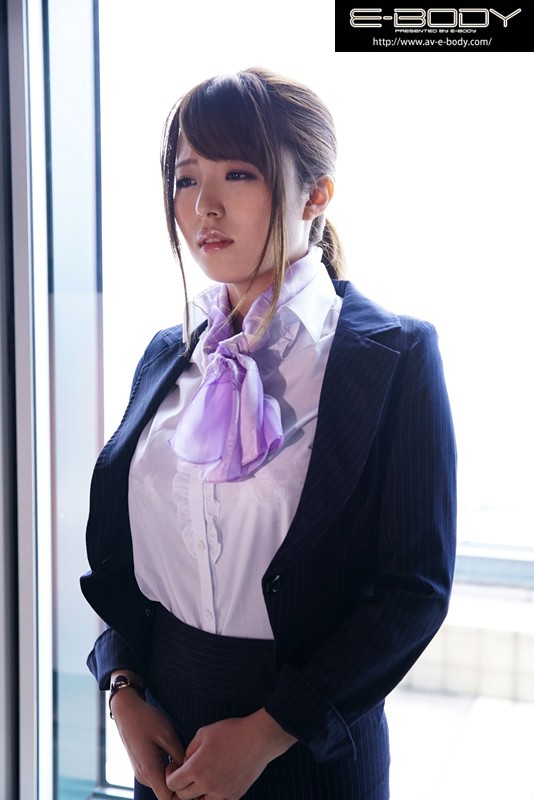 媚薬トランスルーム 桃瀬友梨奈