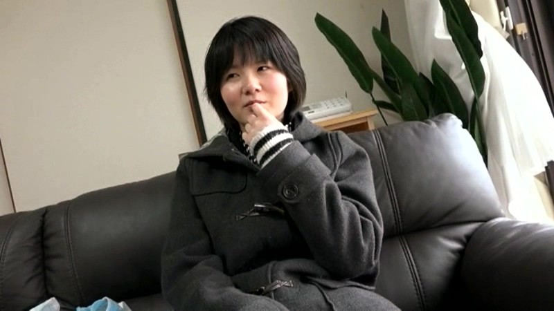 純粋な田舎娘すぎる東北あまっこ!人生初中出しで「ヤバイ、ヤバイ!」と男優にしがみ付き半ベソかきながら大絶叫でイクッ!