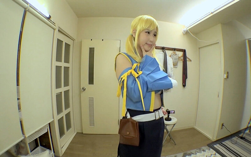 人妻ママにコスプレさせたら恥ずかしい思いで欲情 濡れまくり！着たまま生挿入ガン突きピストン生中出し