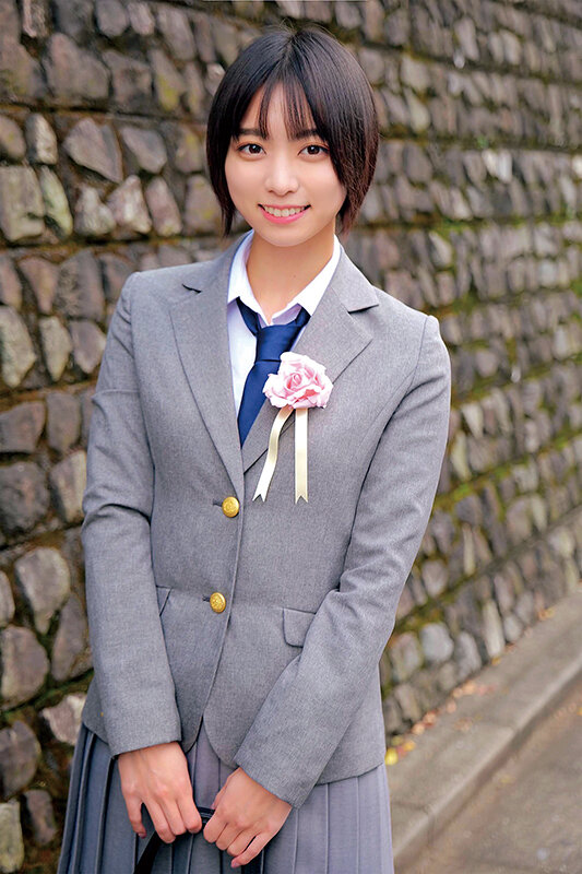 祝！卒業おめでとう！人生初中出し！男性経験ほぼゼロのうぶな女子○生30名 デカチンで子宮口にダイレクト射精！今まで味わったことのない幸福感で「イックゥゥゥゥ！！//」と悶絶しまくる300分SP