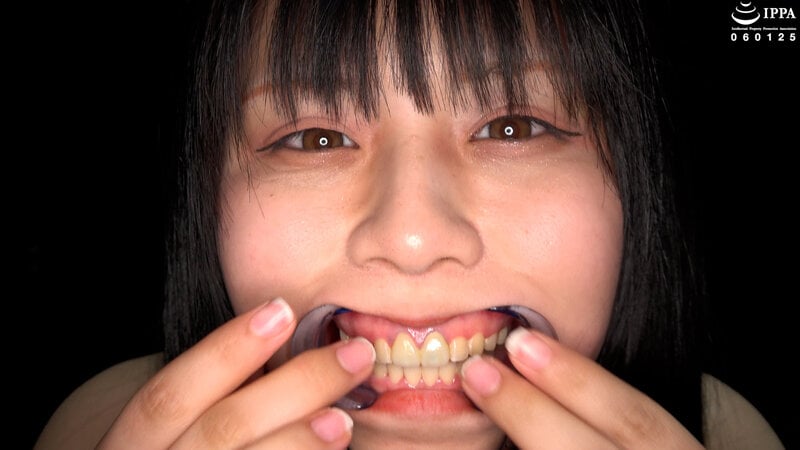 【歯・口内フェチ】足裏をくすぐりられて喜ぶいまどき女子の口内観察! 奥菜みさき