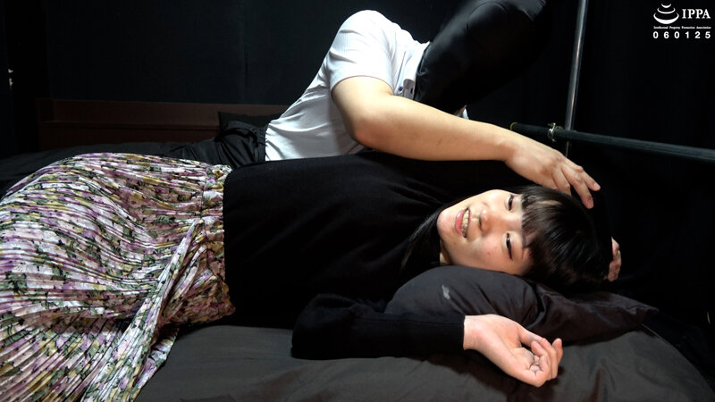 「大人しそうに見えて実はドMなひなのちゃんのくすぐりチェック!」わかしラボVol.041- 1 伊織ひなの