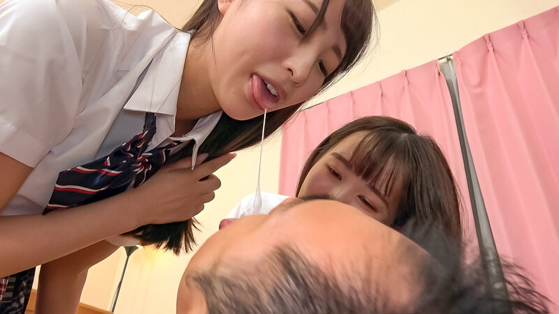 W挑発美少女 笑顔で男をイジり倒す美形な娘たち