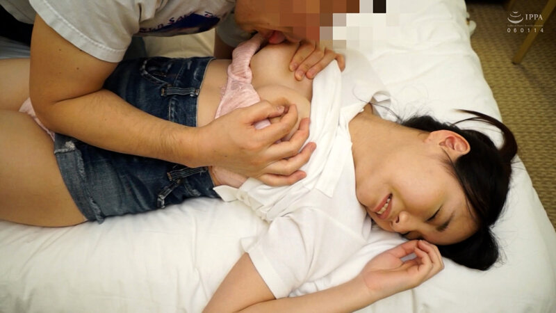 親には言えない…天然Gカップのウブで無邪気な美少女が初めて知る快楽にお漏らし潮吹き！