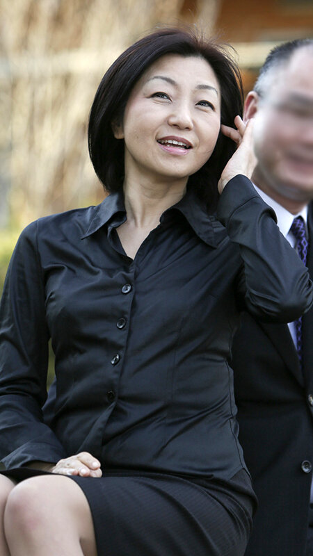 熟年ドラマ3篇 ご近所の奥様に媚薬を飲ませたら想像以上に効きすぎ!