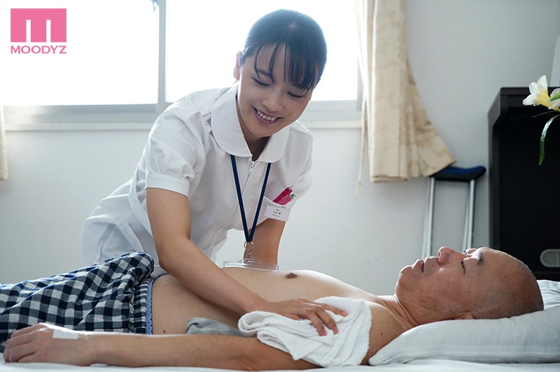 僕(婚約者)の愛する彼女がクズ患者(中年オヤジ)に呼び出されて毎晩、毎晩チ○ポをシゴいていたなんて… 脅迫ナースコール性処理NTR 向井藍