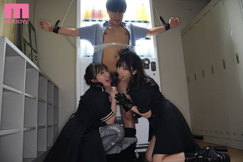 いきなり街角拘束乳首トランスBDSM キミが身動きできないように拘束して乳首弄り倒してアゲル さつき芽衣 月野かすみ
