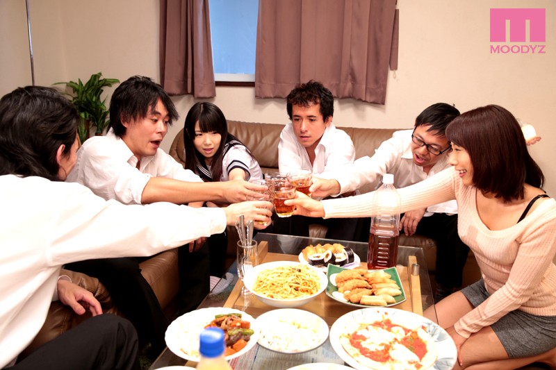 自宅で監禁レ×プされた母娘~輪●された義母と中出しされた女子校生~ 愛須心亜 椿かなり