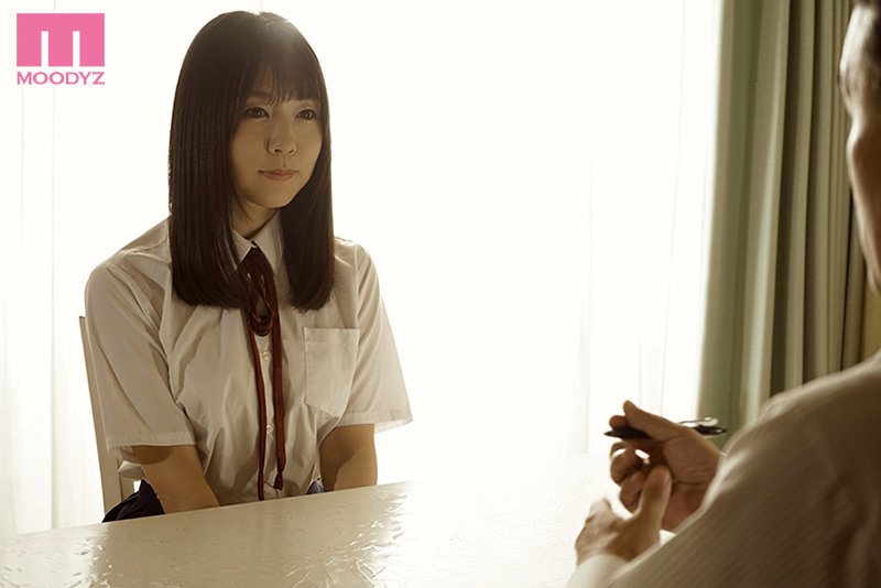 昔の地味な教え子に再会したら綺麗な人妻になっていた… 旦那に浮気された彼女を誘ったら何度も何度も中出しできた。 つぼみ