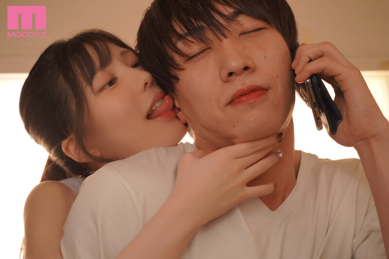 初めて彼女ができたのに…美人教師の囁き誘惑に負けて何度も何度も浮気中出ししてしまった… 藍芽みずき