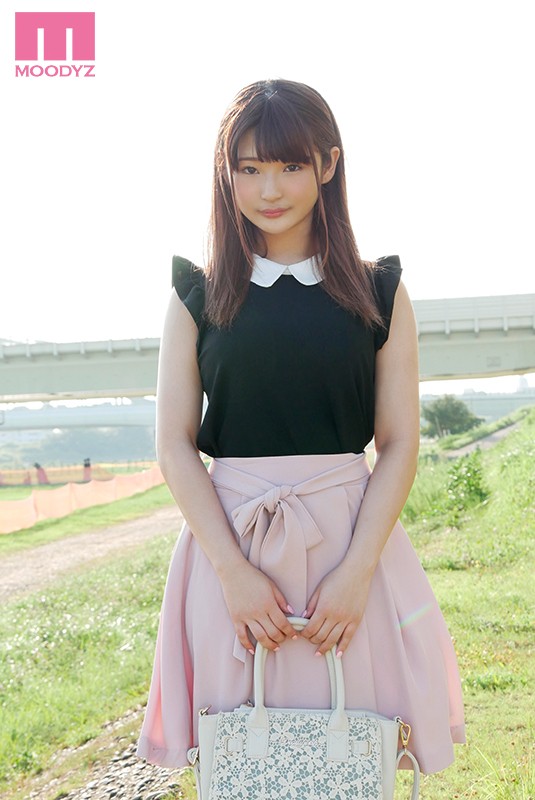 巨乳がコンプレックスな現役女子大生AVデビュー 高岡美鈴