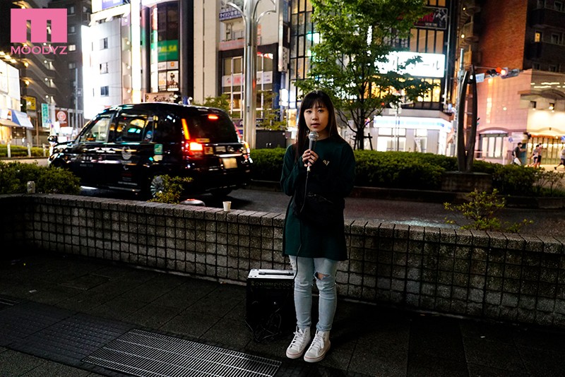 身長145cm敏感シンガー 引きこもりで人見知りだけど、夢は歌手！SNSでちょっぴり話題の女性シンガー顔出し志願イキまくりAVデビュー 桜木なえ
