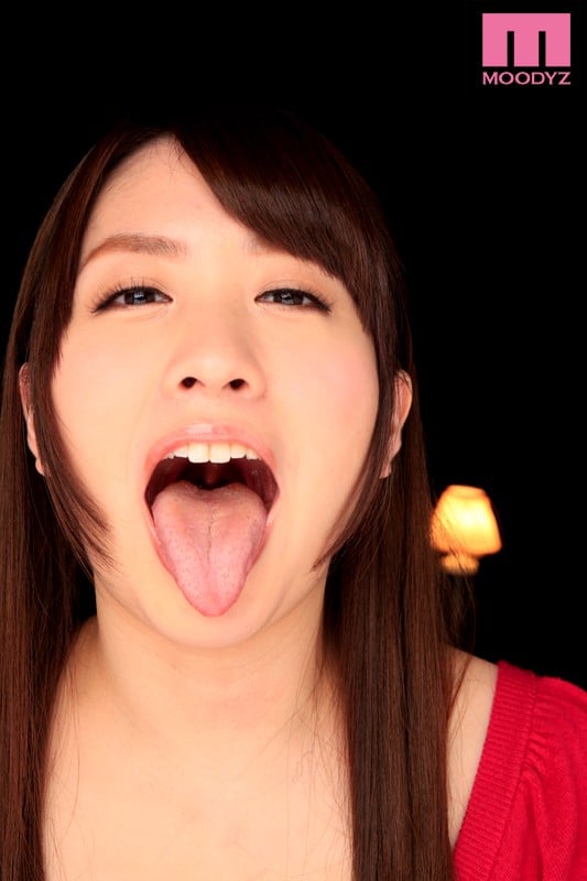 ものすごい舌上発射ごっくん 桜木優希音