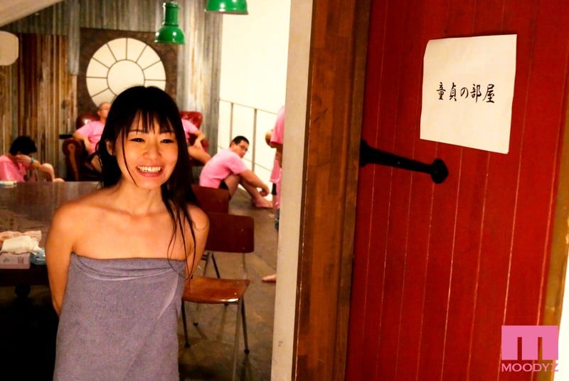 つぼみデビュー10周年だょ 素人100人斬りめちゃ抜き祭りだわっしょい！ぶっかけ！童貞狩り！あのレズ女優も応募参加フェスティバル！