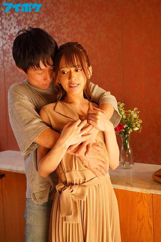 あの頃はなんとも思わなかった幼馴染のパンチラがエロ美しくて… ~再会したあいりの人妻パンツに心奪われた週末2日間の純愛不倫~ 大人純愛ドラマ!人妻×不倫×幼馴染 鉄板シチュエーション! 希島あいり