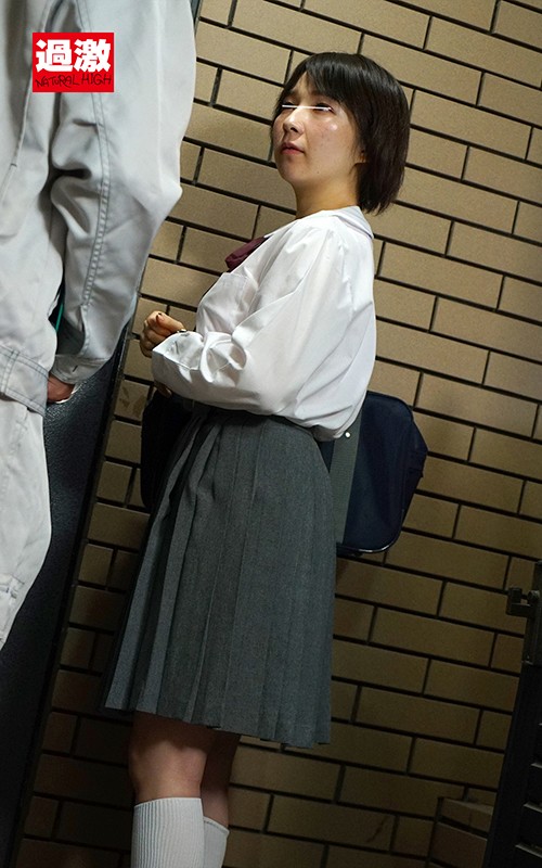 同じマンションに住む小さい女の子に媚薬を塗り込んだチ○ポで即イラマ。結果、ねば～っと糸引くえずき汁まみれのイキ顔で淫乱化。7 総勢20名総集編付き2枚組 豪華版