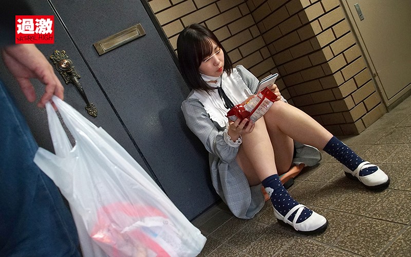 同じマンションに住む小さい女の子に媚薬を塗り込んだチ○ポで即イラマ。結果、ねば～っと糸引くえずき汁まみれのイキ顔で淫乱化。7 総勢20名総集編付き2枚組 豪華版