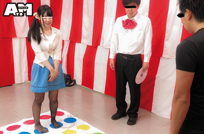 パンチラ＆マンチラてんこ盛り！素人黒パンストOL限定！！目指せ！賞金100万円！黒ストッキングツイ●ター野球拳