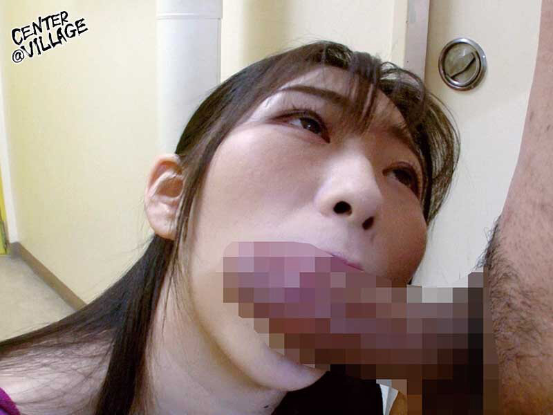 ナンパにホイホイついてきちゃった素人熟女に謝礼即金交渉で粘りに粘ってフェラ発射!!30人4時間