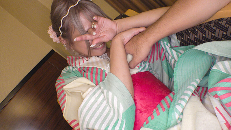 エロキャラぶってるけど本当は純情な青春ギャル。予想外の大人チ○ポに壊れるくらいイかされまくってマ○コ拡張!学生にも容赦なし、中出し種付けSEX