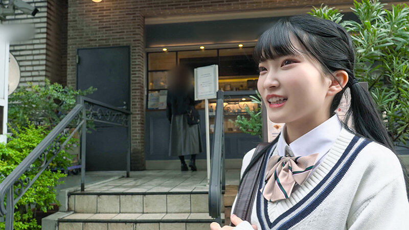 【アフスク☆セックス】真面目系なルックスがかわいいひなのちゃん1☆歳!友達に嘘をついてまで男に会う性的好奇心激強ガール!!小さな体を使って積極的にチ○コを味わう制服ガールに限界突破中出し!!