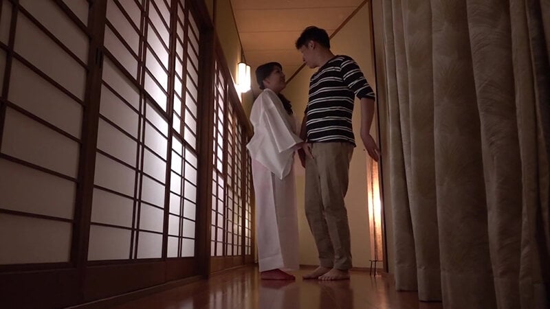 【人気】隣の奥さんは巨乳でスケベで床上手 近藤郁 即即編