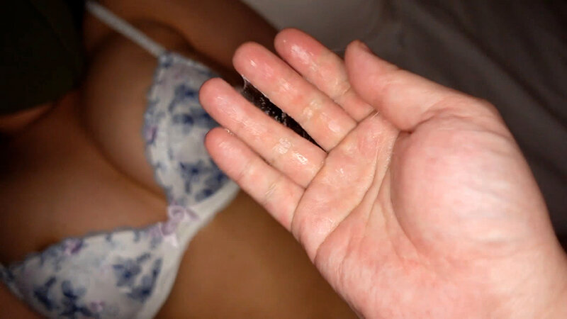 下着買取りサイトで知り合ったちひろちゃんの使用済み下着 渡森ちひろ