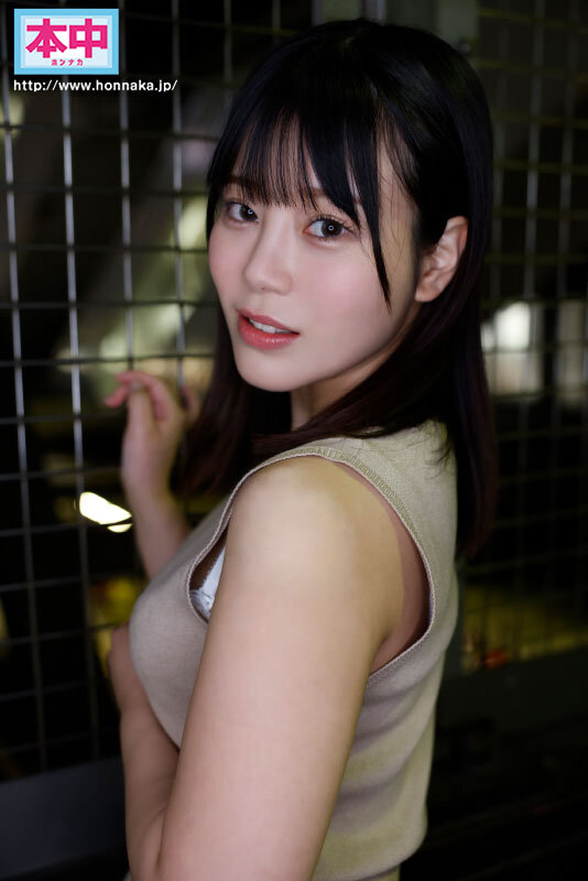 新人 北関東某風俗店1位になったけどSEXに自信がないから… AVでテクニック身につけて裏引きしてみたいプリ尻が可愛い頑張り屋さんな風俗嬢AVデビュー!! もっともあ
