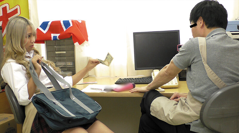 都内某コンビニエンスストア悪徳エロ店長による万引き制服美少女中出し折●動画 其の4 和久井美兎